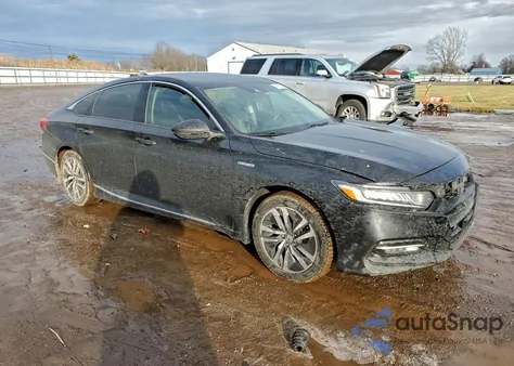 2019 Honda Accord Hybrid Exl z USA, uszkodzony, nr VIN 1HGCV3F58KA017758